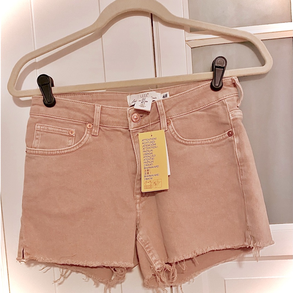 H&M Women's Peach-pink Denim Shorts